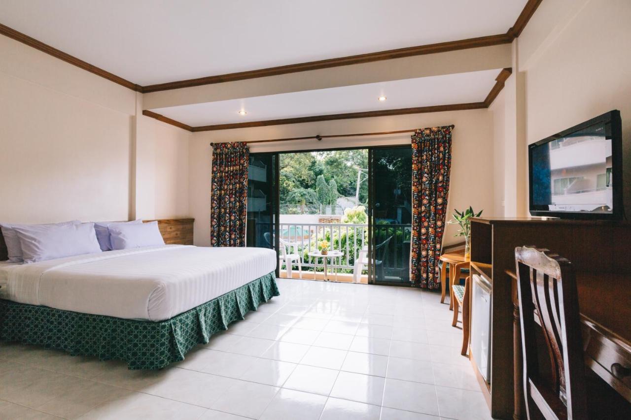 Kata Sun Beach Hotel Экстерьер фото
