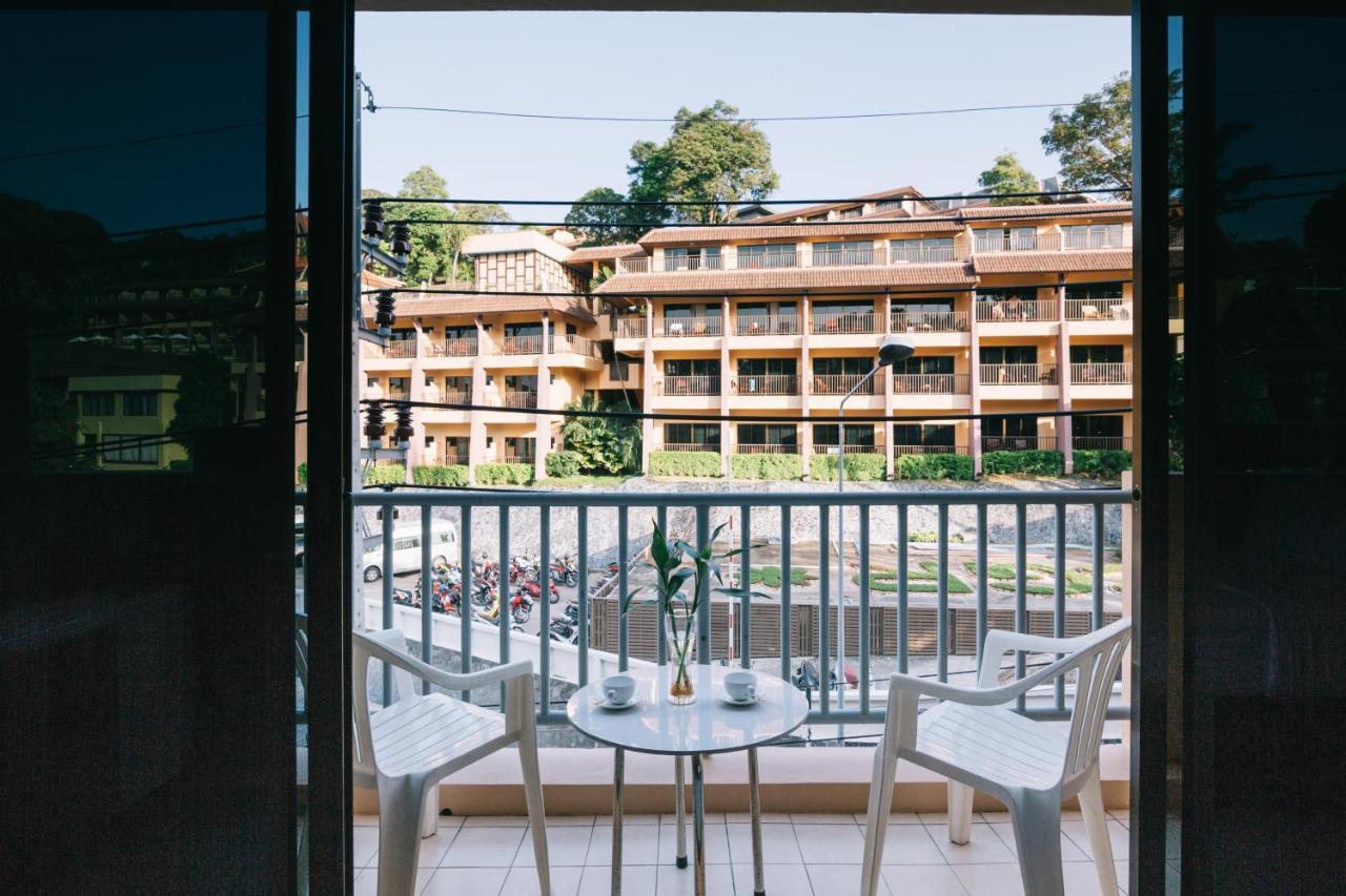 Kata Sun Beach Hotel Экстерьер фото